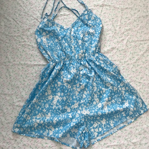 SHEIN Strappy Open Back Floral Romper XS Blue White Sweetheart Neckline - Picture 4 of 16